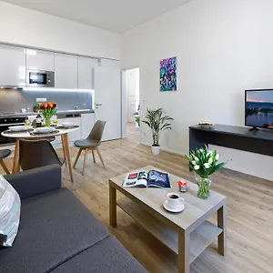 Downtown Jugoslavska Aparthotel Praga